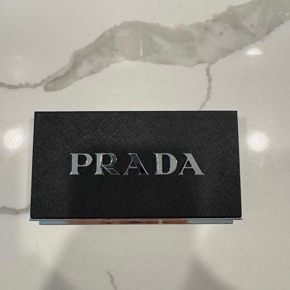 Prada Logo Plaque - Picture 9 of 9
